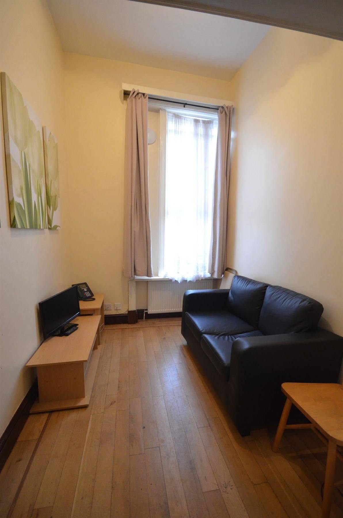 Апарт-отель West Brompton Лондон