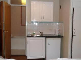 West Brompton Apartahotel